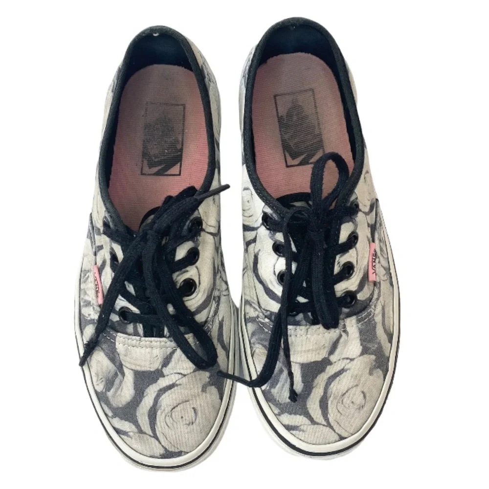 Vans Authentic In Digi Roses In Black - Picture 1 of 16